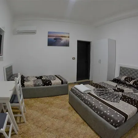 Reci Hotel *
