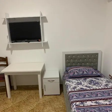 Reci Hotel *