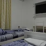 Reci Hotel *
